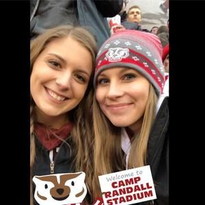 Meet your Posher, Claire